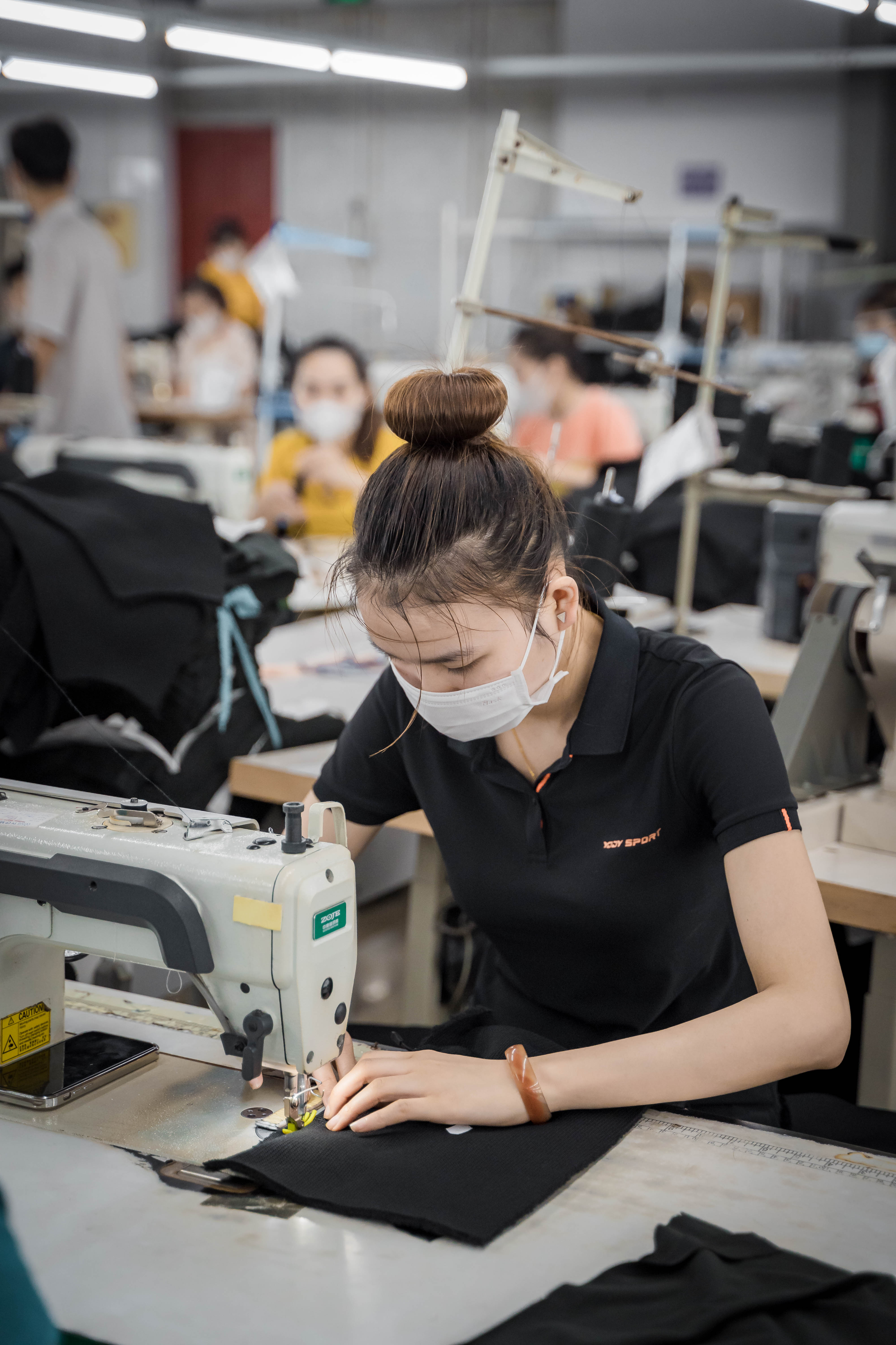 ZOJE Sewing Machine - Sports Production